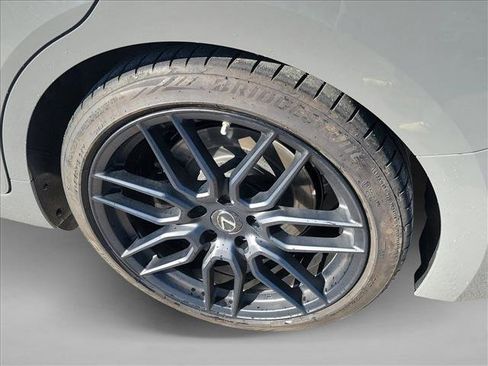 Used 2022 Lexus IS 500 image 12