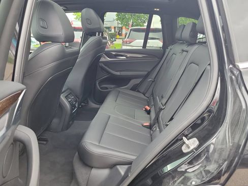 Used 2024 BMW X3 xDrive30i AWD/4WD image 16