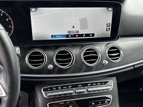 Used 2023 Mercedes-Benz E 350 Sedan image 15