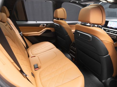 Used 2024 BMW X5 M60i w/ Executive Package AWD/4WD image 65