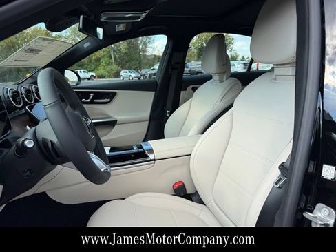 Certified 2026 Mercedes-Benz C 300 4MATIC Sedan image 17
