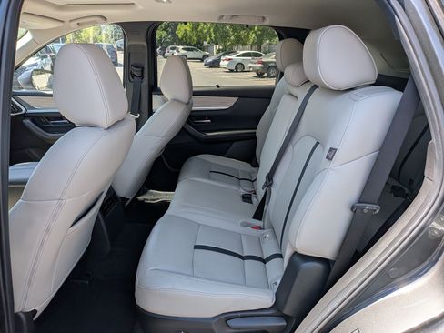 Used 2024 MAZDA CX-90 Plug-In Hybrid w/ Preferred AWD/4WD image 31
