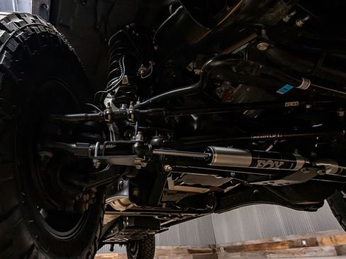 Used 2025 Ford F350 Platinum image 14