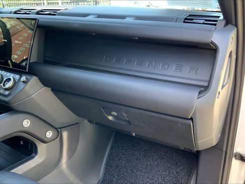 Used 2026 Land Rover Defender 110 S AWD/4WD image 18