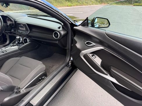 Used 2018 Chevrolet Camaro LT image 19