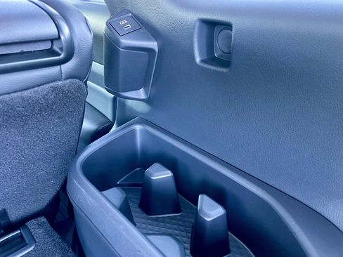 Used 2024 Toyota Grand Highlander AWD image 39