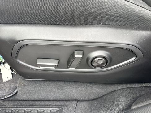 New 2025 Jeep Grand Cherokee Laredo X w/ Trailer Tow Package image 19