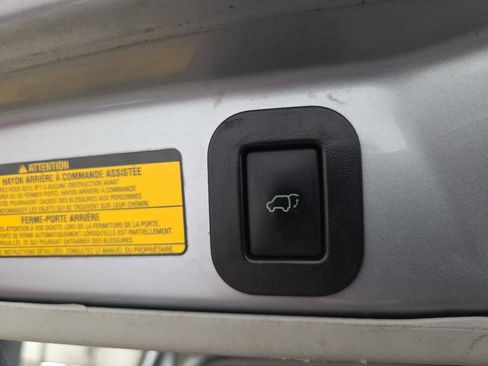 Used 2014 Toyota Sienna XLE FWD image 27