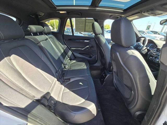 Used 2016 BMW X1 xDrive28i AWD/4WD image 12