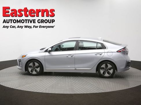 Used 2022 Hyundai Ioniq SEL FWD image 60