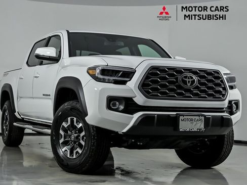 Used 2021 Toyota Tacoma TRD Off-Road AWD/4WD image 1