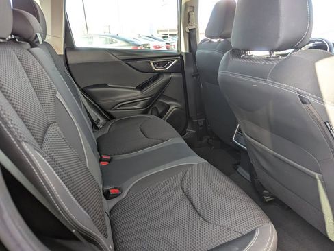 Used 2022 Subaru Forester Premium image 33