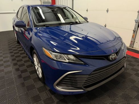 Used 2024 Toyota Camry LE FWD image 6