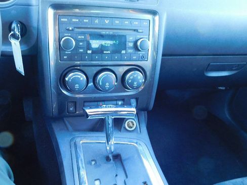 Used 2008 Dodge Challenger SRT8 image 39