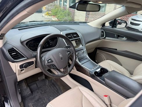Used 2017 Lincoln MKX Reserve w/ Lincoln MKX Climate Package AWD/4WD image 17