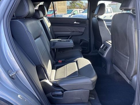 Used 2022 Volkswagen Atlas Cross Sport SE image 26