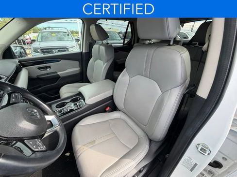 Used 2024 Honda Pilot Touring image 28