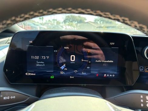 New 2026 Chevrolet Equinox EV LT image 31