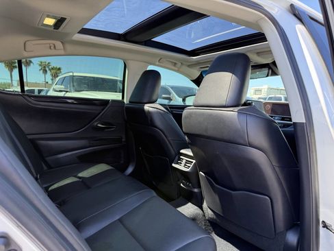 Used 2019 Lexus ES 350 image 29