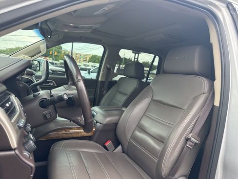 Used 2017 GMC Yukon Denali w/ Open Road Package image 16