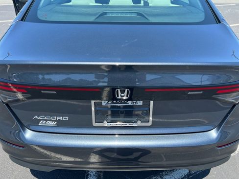 Certified 2023 Honda Accord EX image 14