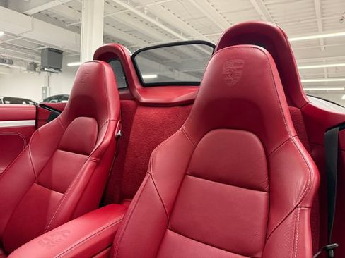 Certified 2022 Porsche 718 Boxster RWD image 35