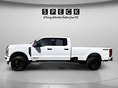 Used 2024 Ford F350 XLT AWD/4WD image 5