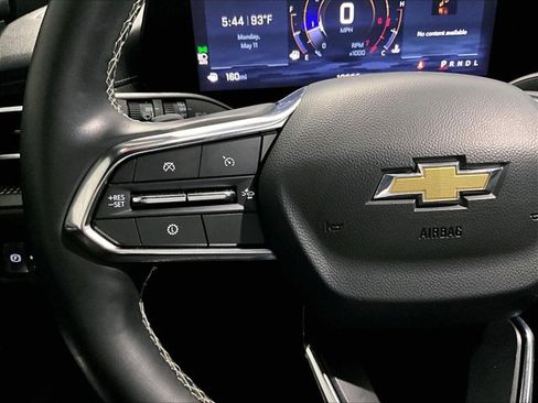 Used 2025 Chevrolet Traverse LT w/ Driver Confidence Package FWD image 20