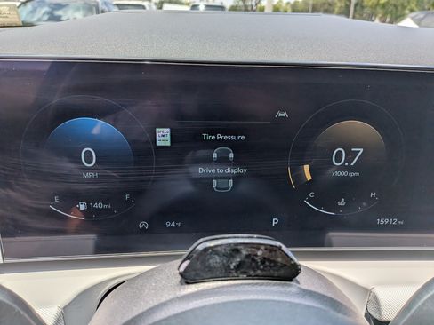 Used 2025 Hyundai Tucson Limited FWD image 26