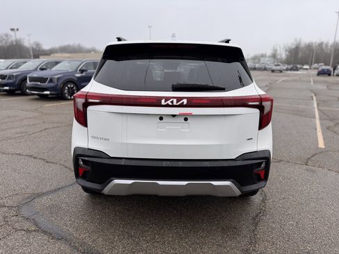 New 2026 Kia Seltos SX image 5