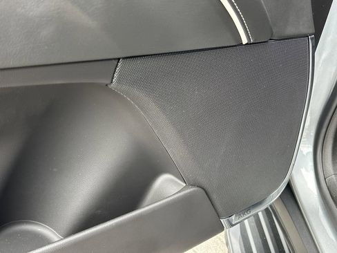 Certified 2024 Cadillac Escalade Premium Luxury image 20