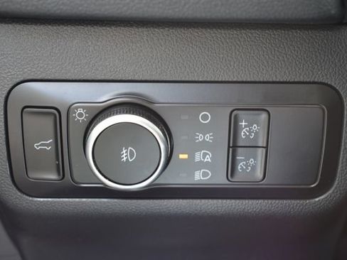 Used 2023 Ford Escape Platinum AWD/4WD image 22