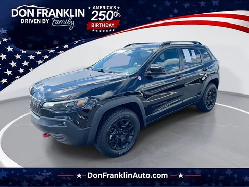 Used 2023 Jeep Cherokee Trailhawk w/ Sun & Sound Group AWD/4WD image 1