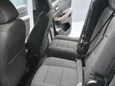 Used 2018 GMC Acadia SLE w/ Driver Alert Package I image 16