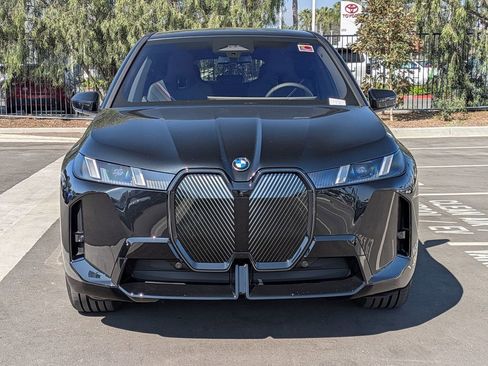 New 2026 BMW iX xDrive45 w/ M Sport Package AWD/4WD image 4