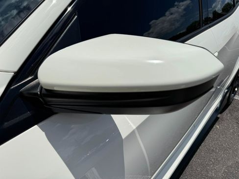 Used 2019 Honda Civic Type R image 15