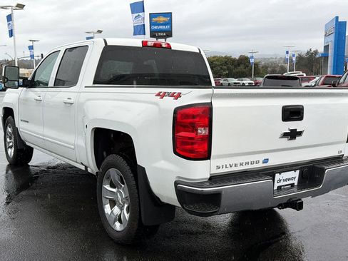 Used 2018 Chevrolet Silverado 1500 LT w/ LT Eassist Package image 7