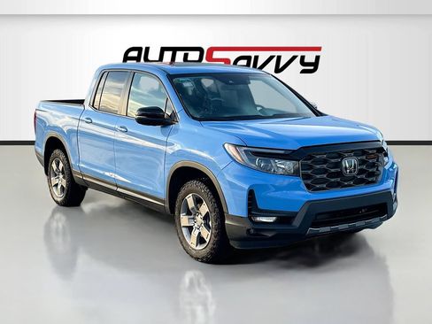Used 2025 Honda Ridgeline TrailSport image 1