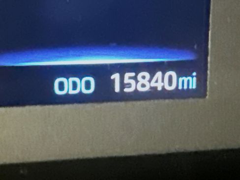 Used 2025 Toyota Corolla LE image 18