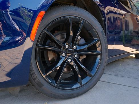 Used 2016 Dodge Charger SE w/ Blacktop Package RWD image 34
