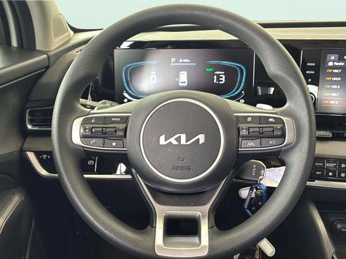 Certified 2025 Kia Sportage LX FWD image 68
