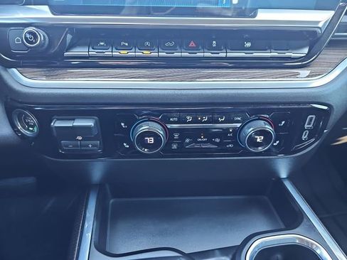 Used 2022 Chevrolet Silverado 1500 RST w/ Convenience Package II image 17