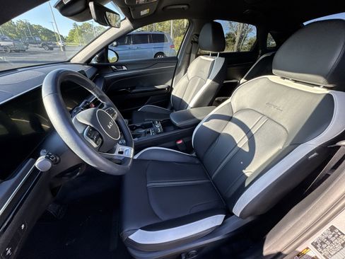 Used 2025 Kia K5 GT-Line AWD/4WD image 3
