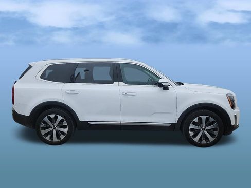 Used 2022 Kia Telluride S image 8