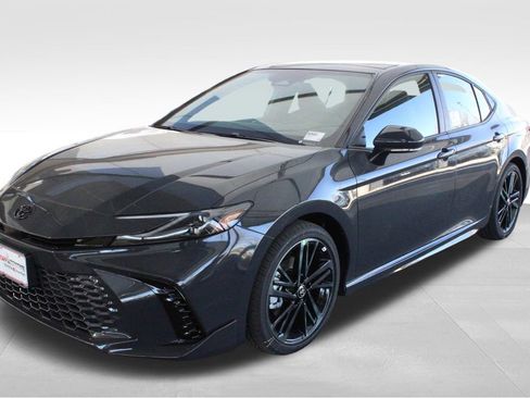 New 2026 Toyota Camry XSE FWD image 10