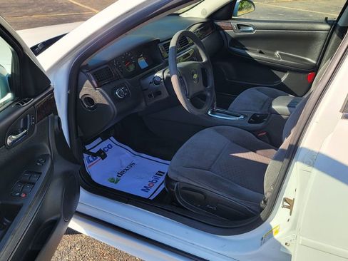 Used 2014 Chevrolet Impala Limited LS image 18