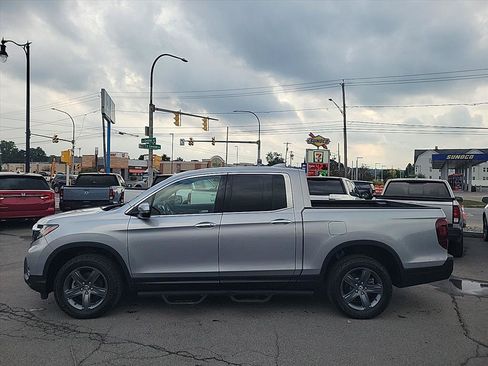 Used 2023 Honda Ridgeline RTL-E image 2