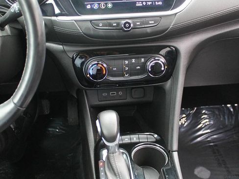 Used 2022 Buick Encore GX Preferred FWD image 29
