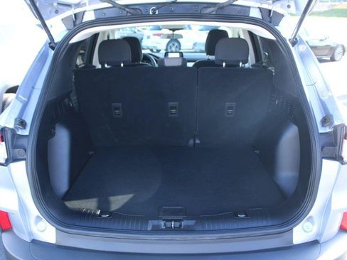 Used 2022 Ford Escape SE image 7
