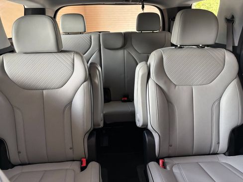 Used 2025 Hyundai Palisade SEL AWD/4WD image 40